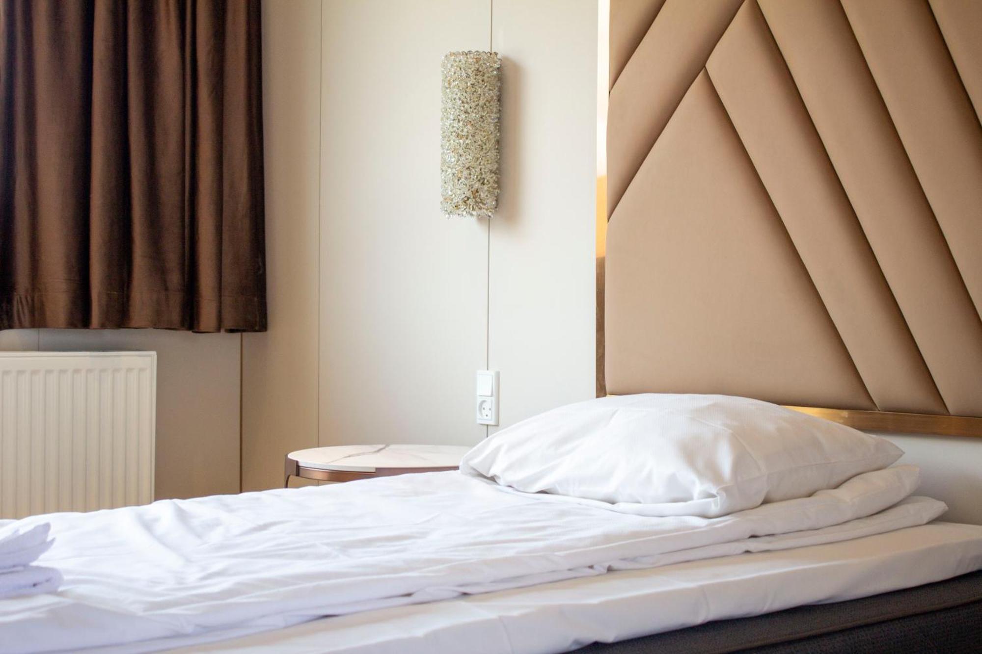 A Hotels Roskilde Хедехусене Экстерьер фото